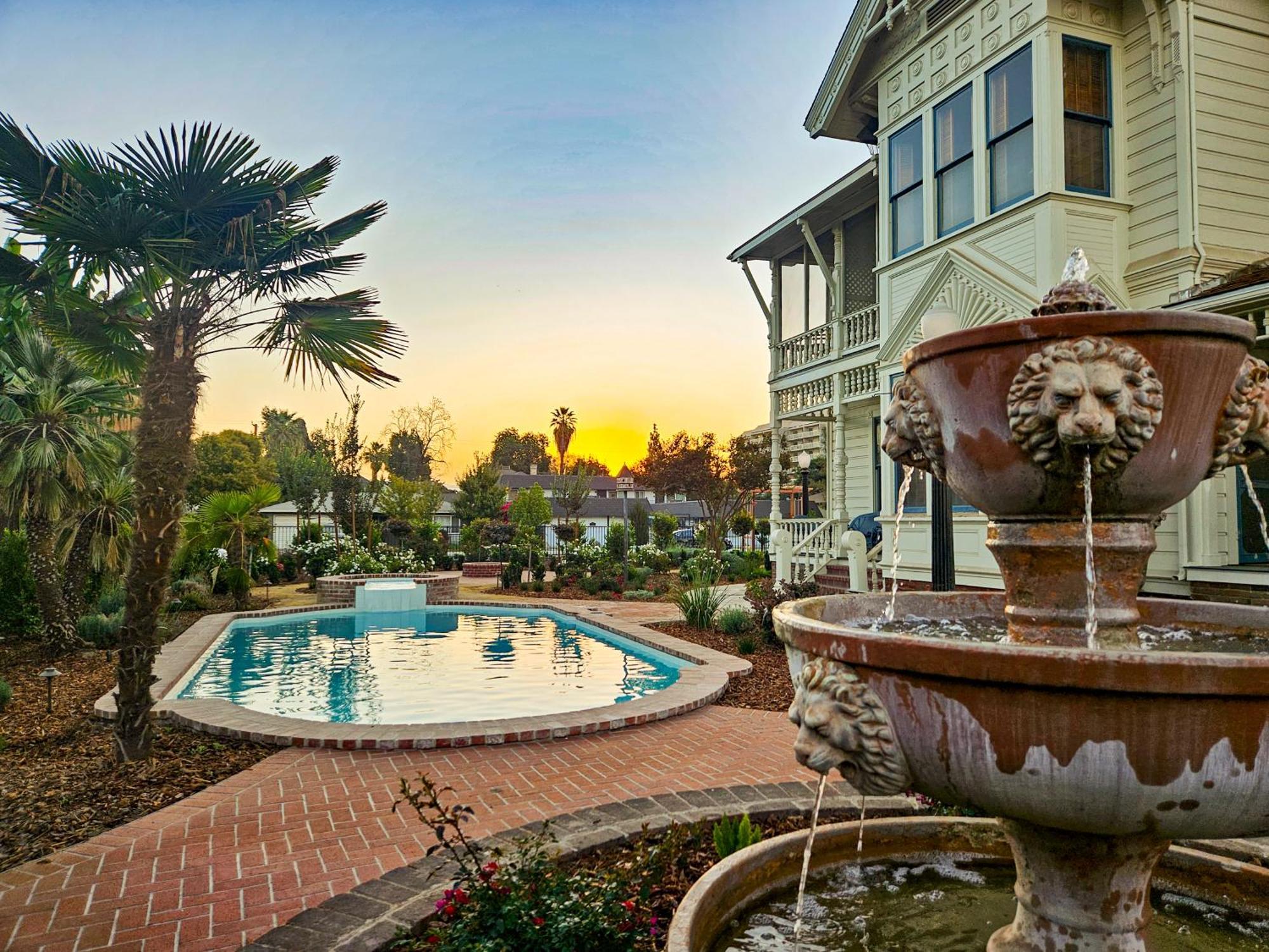 The Jd Hyde Historic Inn Visalia Exterior foto